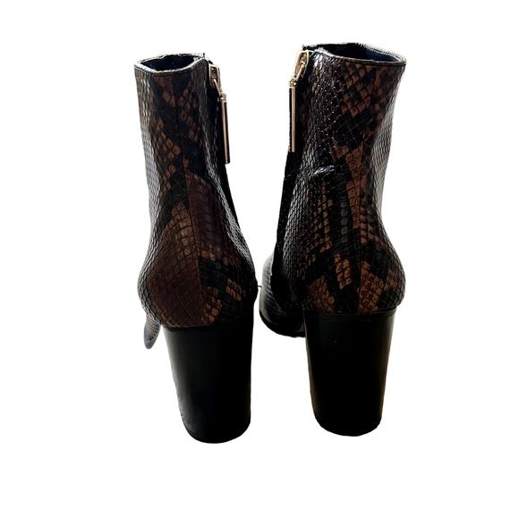 ZARA Women's 8 Brown Snake Print Python Ankle Zip Booties Mob Wife Casual Wear - Picture 3 of 5